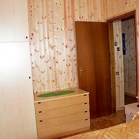 La Casa Nel Bosco كاميغلياتيلو سيلانو