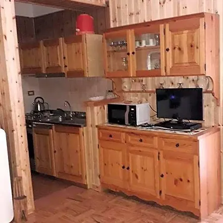 بيت خشبي La Casa Nel Bosco كاميغلياتيلو سيلانو