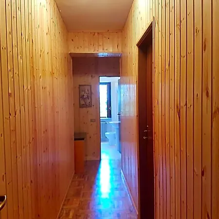 بيت خشبي La Casa Nel Bosco