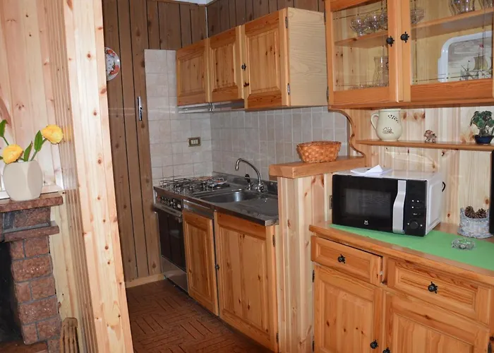 La Casa Nel Bosco אכסניה קמיליאטלו סילאנו